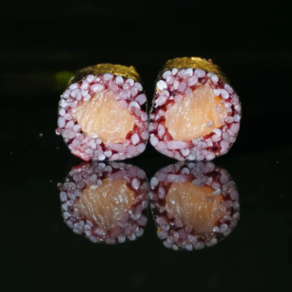 MAKI Arroz venere salmón (6u)